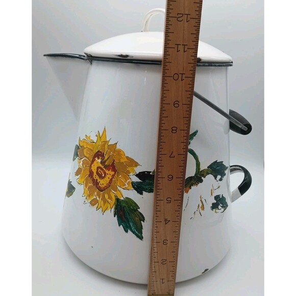 Vtg White Enamelware Cowboy Coffee Pot Chuck wagon XL Hand Painted Sunflowers - Picture 11 of 11
